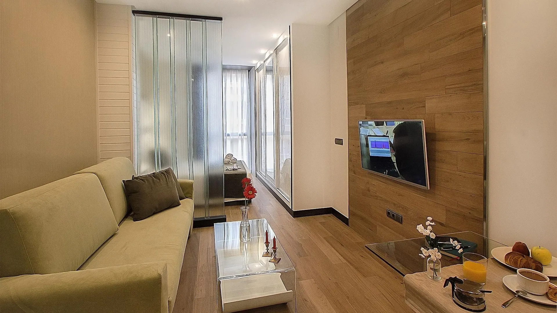 Apartamentos Suites Oficentro Deluxe Málaga Daire