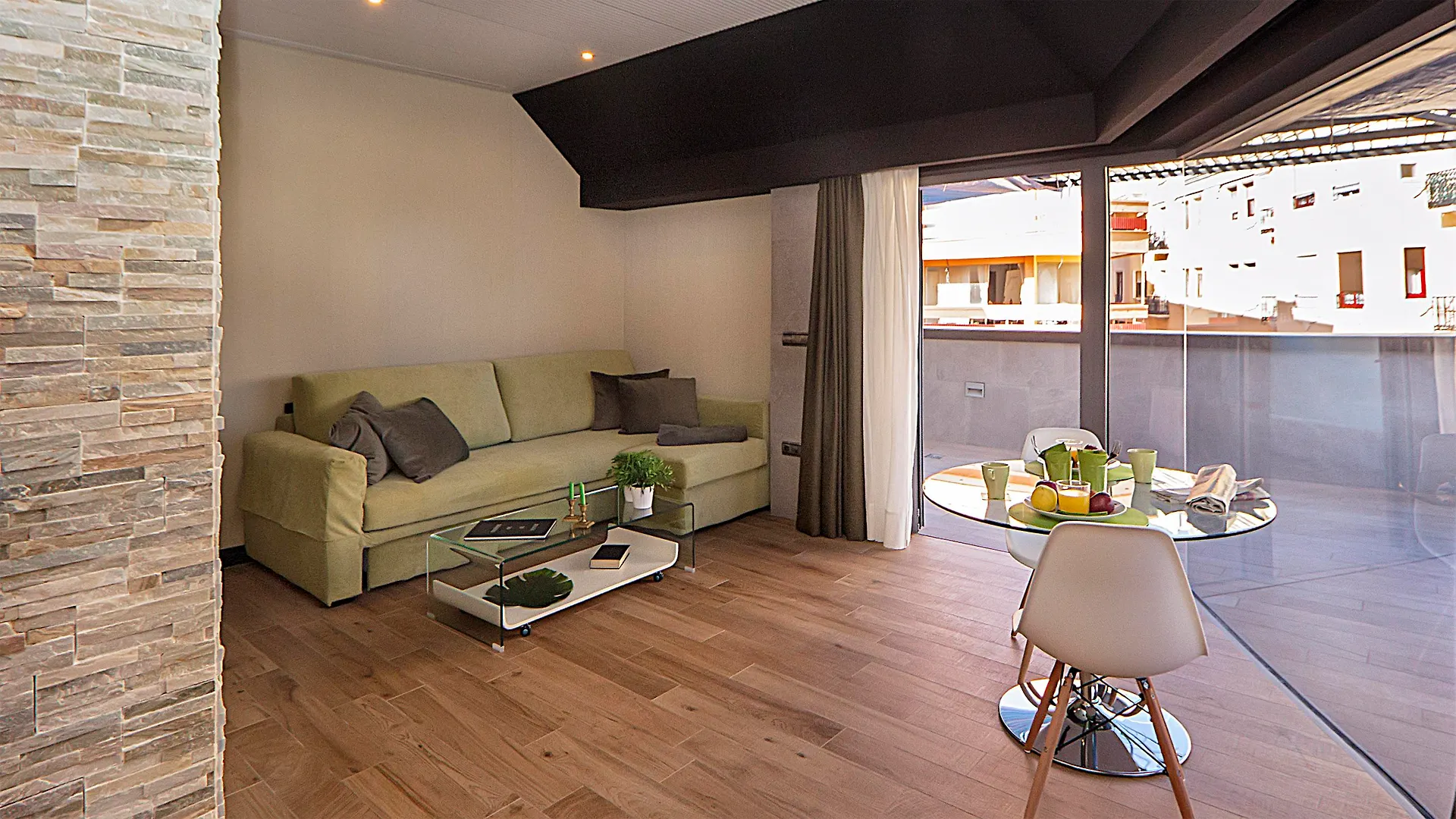 Apartamentos Suites Oficentro Deluxe Málaga Daire